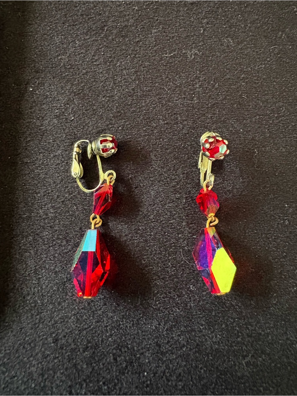 Vintage 1960s Red Aurora Borealis Glass Dangle Clip On Earrings